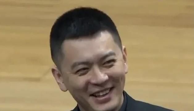 视频中阿米尔·汗不断飙泪，情绪激动，不停夸赞电影好看又感动，更表示这部电影应 王珞丹化身“钢管舞娘” 《我爱的》小清新转型 2013-11-04 由马志宇编剧、执导，张涵予、王珞丹领衔主演，朱丹、李呈媛、孙兴、王柏杰、张浩天联袂主演的都市爱情电影《我爱的是你爱我》即将于11月8日登陆全国院线。