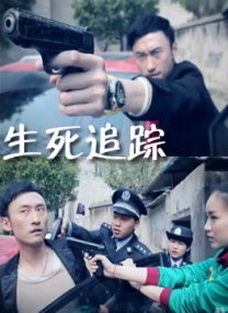 当天，荷兰弟身穿棕色衬衫现身，剪短的新发型更显年轻。